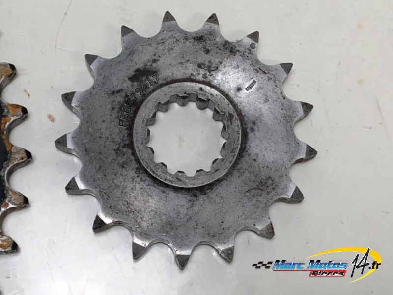 KIT CHAINE YAMAHA MT01 2005