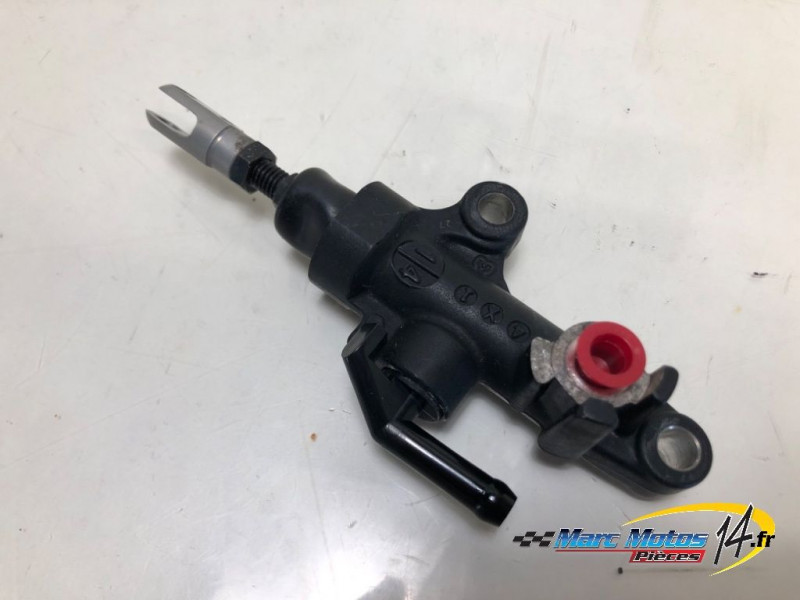 MAITRE CYLINDRE DE FREIN ARRIERE YAMAHA MT01 2005