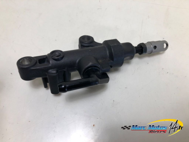 MAITRE CYLINDRE DE FREIN ARRIERE YAMAHA MT01 2005