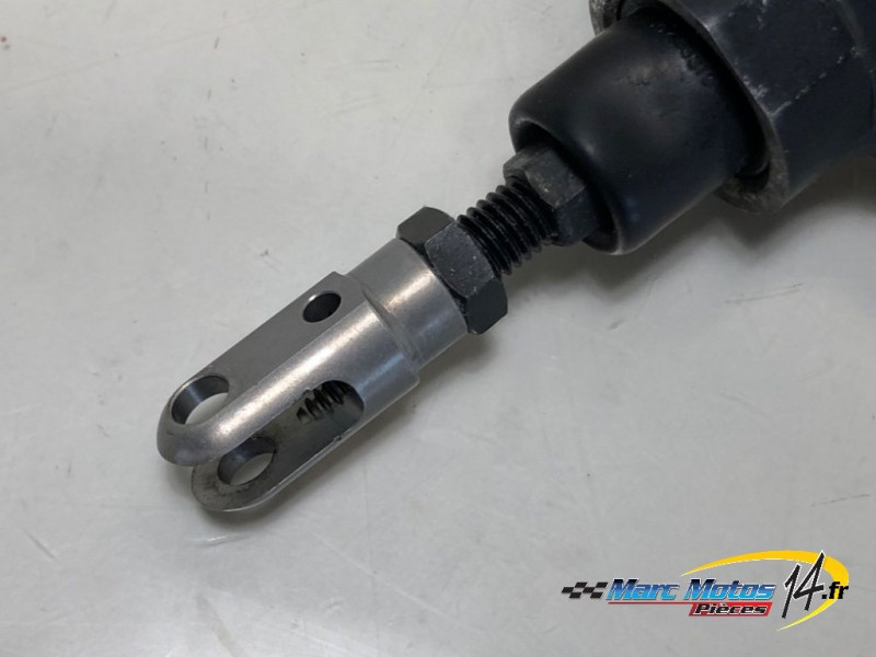 MAITRE CYLINDRE DE FREIN ARRIERE YAMAHA MT01 2005