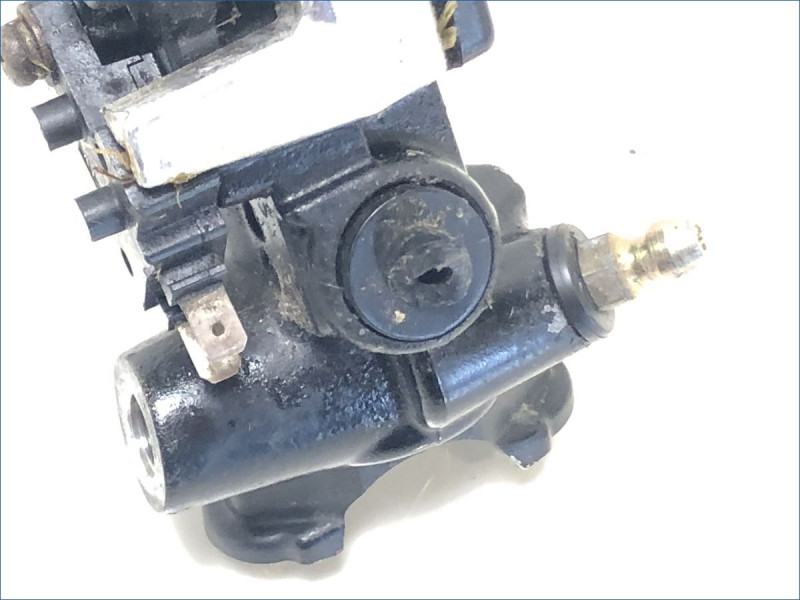 MAITRE CYLINDRE DE FREIN AVANT YAMAHA MT01 2005