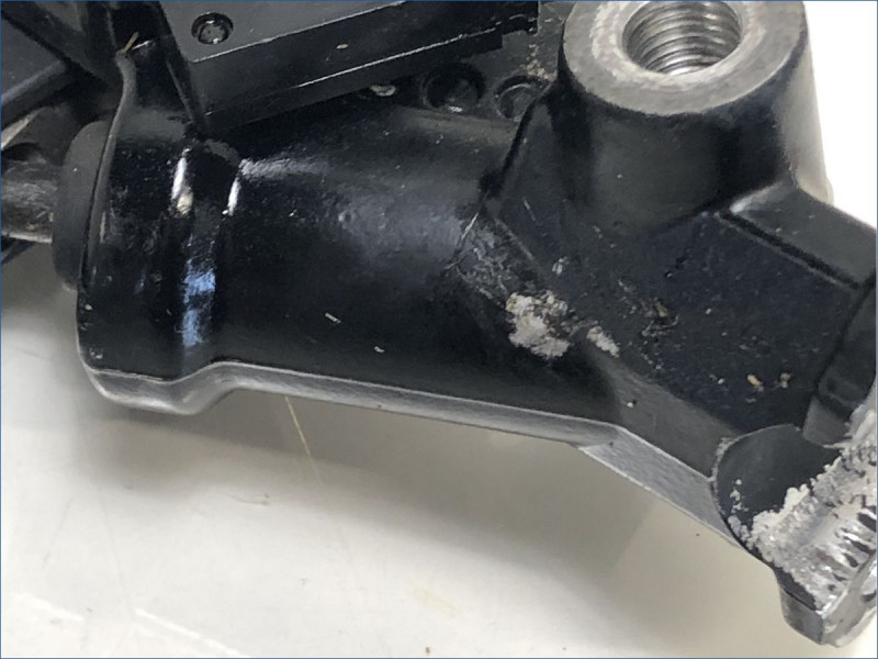 MAITRE CYLINDRE DE FREIN AVANT YAMAHA MT01 2005