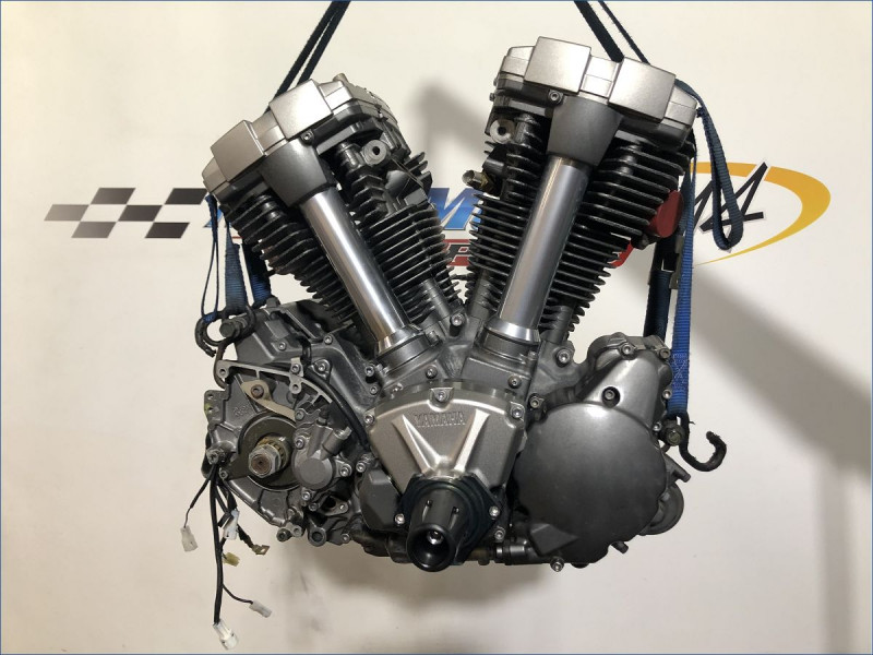 MOTEUR YAMAHA MT01 2005