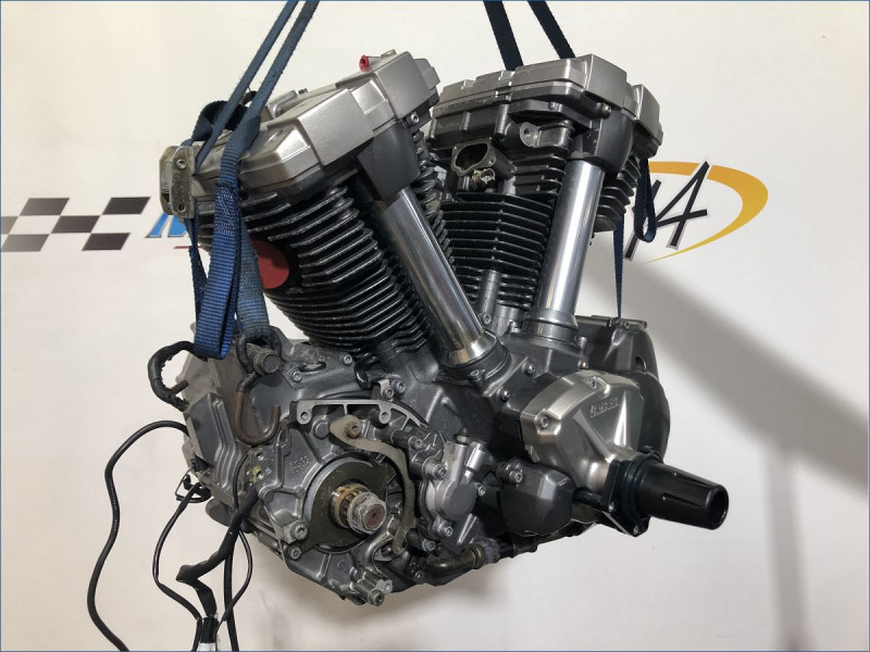 MOTEUR YAMAHA MT01 2005