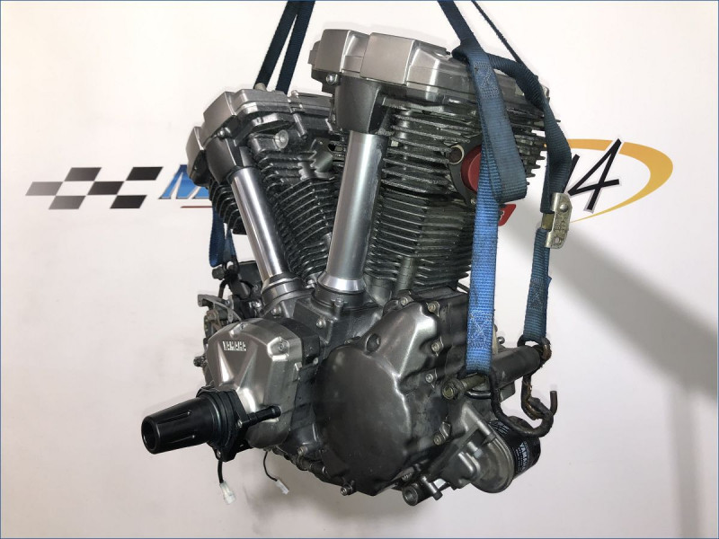 MOTEUR YAMAHA MT01 2005