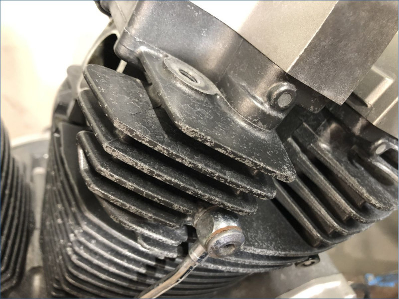 MOTEUR YAMAHA MT01 2005