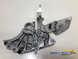 PLATINE AVANT DROITE YAMAHA MT01 2005
