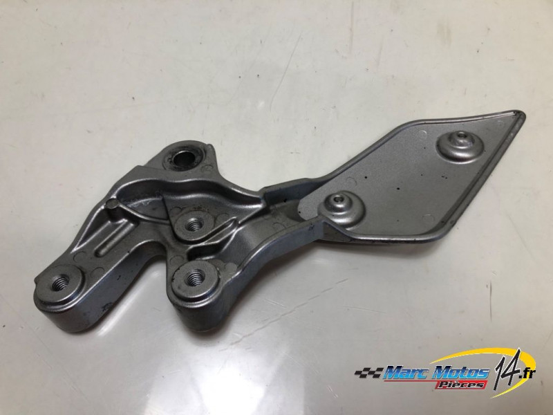 PLATINE AVANT GAUCHE YAMAHA MT01 2005
