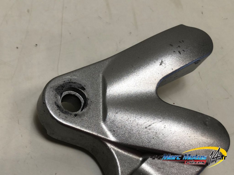 PLATINE AVANT GAUCHE YAMAHA MT01 2005