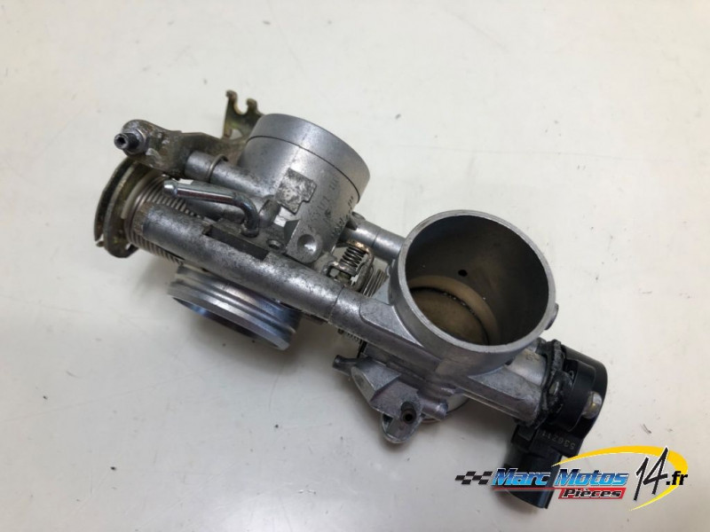 RAMPE D'INJECTION YAMAHA MT01 2005