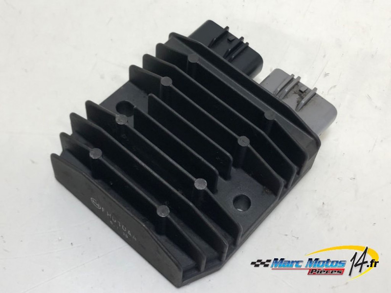 REGULATEUR YAMAHA MT01 2005