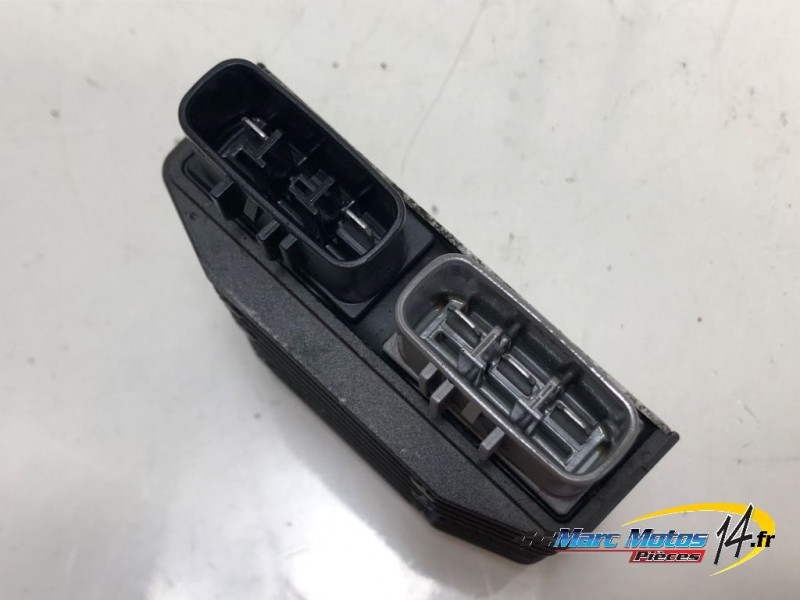 REGULATEUR YAMAHA MT01 2005