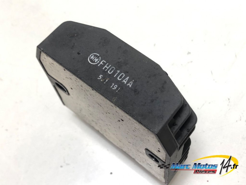REGULATEUR YAMAHA MT01 2005