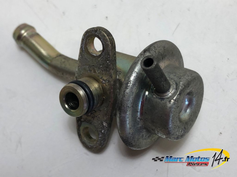 ROBINET D'ESSENCE YAMAHA MT01 2005