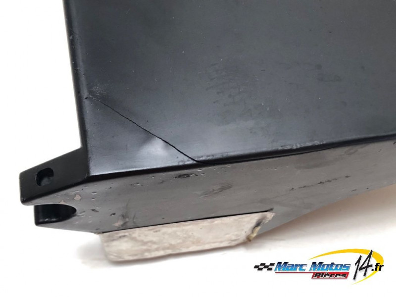 SUPPORT BATTERIE YAMAHA MT01 2005