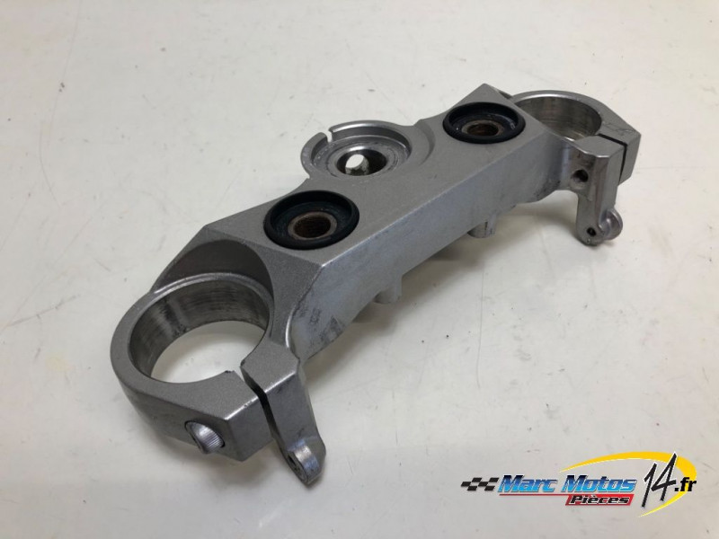 TE DE FOURCHE SUPERIEUR YAMAHA MT01 2005