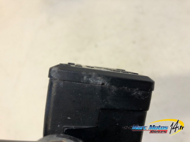 MAITRE CYLINDRE DE FREIN AVANT KAWASAKI Z750 2004