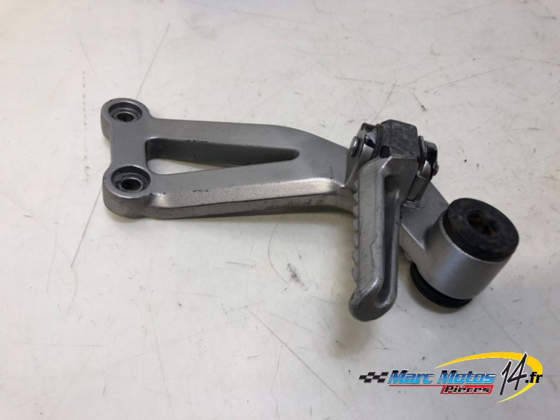 PLATINE ARRIERE DROITE KAWASAKI Z750 2004