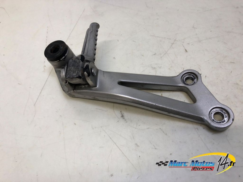 PLATINE ARRIERE DROITE KAWASAKI Z750 2004