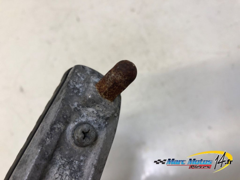 REPOSE-PIED AVANT DROIT KAWASAKI Z750 2004