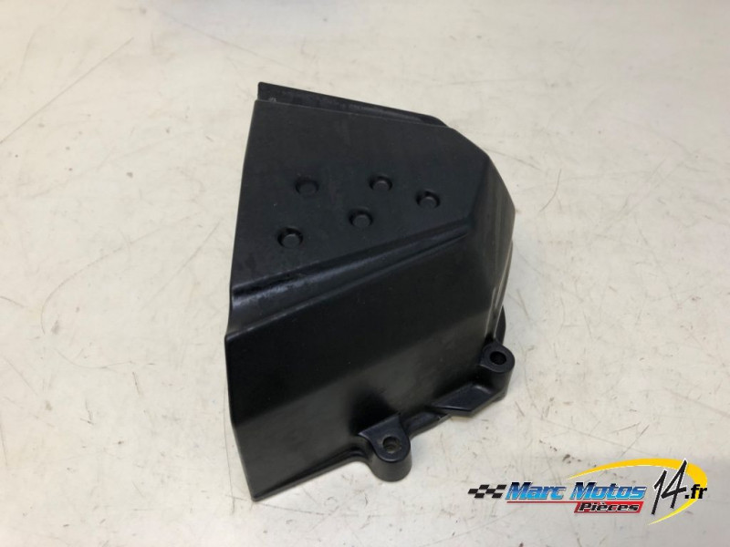 CARTER DE PIGNON DE SORTIE DE BOITE KAWASAKI Z750 2010