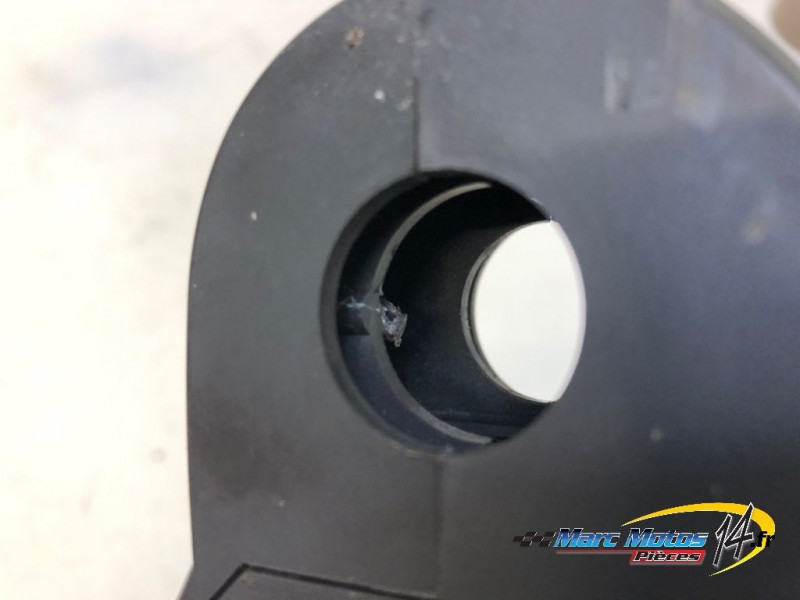 COMMODO DROIT KAWASAKI Z750 2010