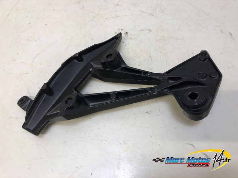 PLATINE ARRIERE DROITE KAWASAKI Z750 2010