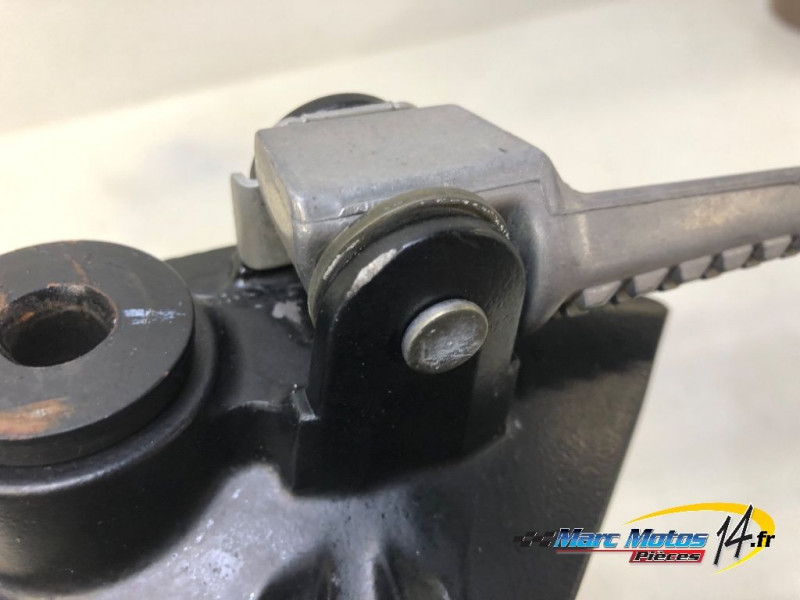 PLATINE ARRIERE DROITE KAWASAKI Z750 2010