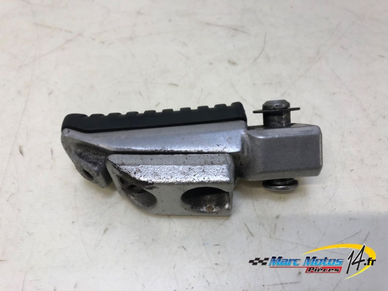 REPOSE-PIED AVANT DROIT KAWASAKI Z750 2010