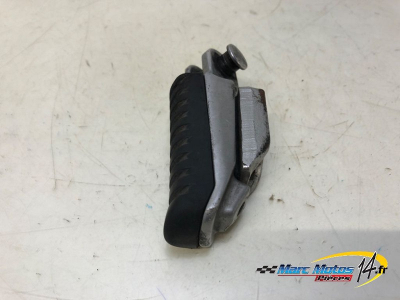 REPOSE-PIED AVANT GAUCHE KAWASAKI Z750 2010