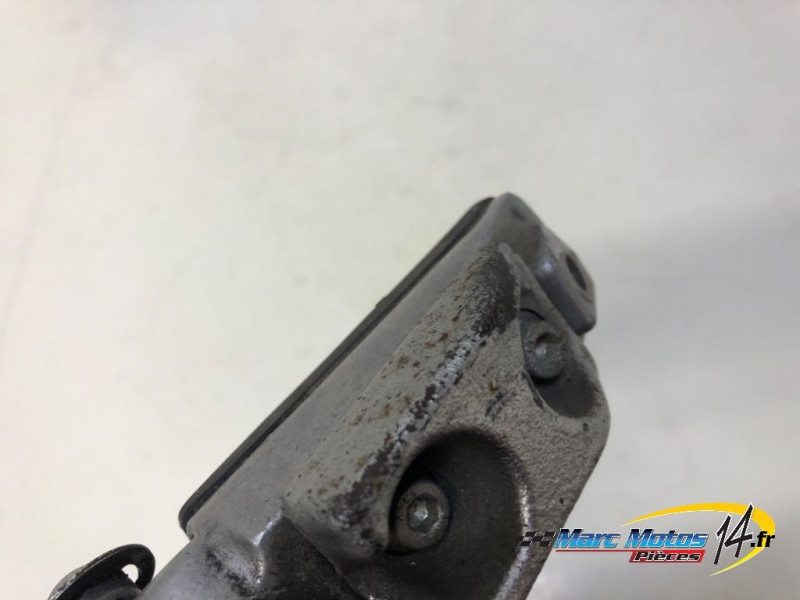 REPOSE-PIED AVANT GAUCHE KAWASAKI Z750 2010