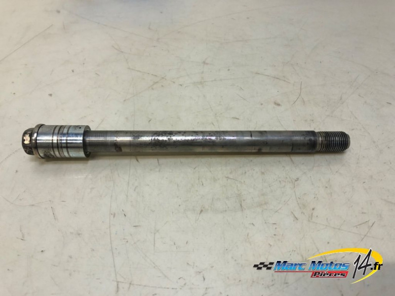 AXE DE ROUE AVANT YAMAHA MT07 TRACER A2 2016