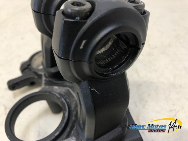 TE DE FOURCHE SUPERIEUR YAMAHA MT07 TRACER A2 2016