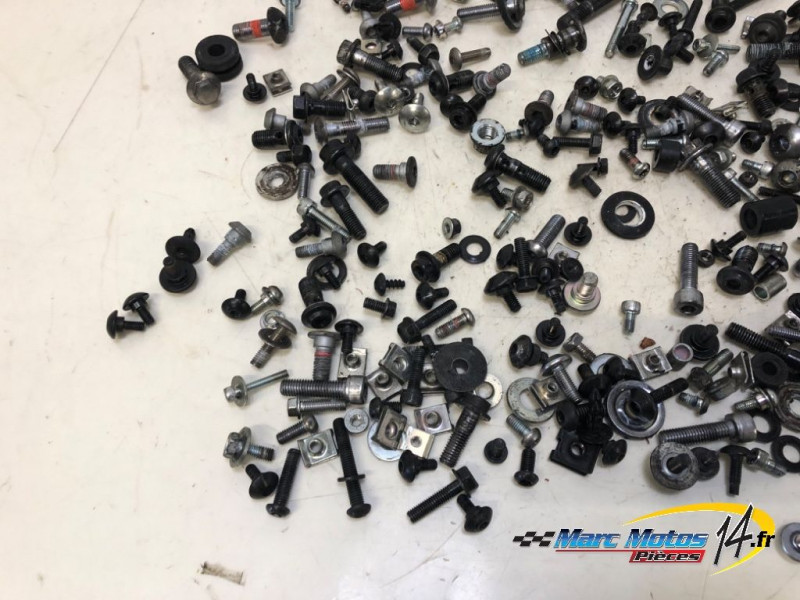 VISSERIE YAMAHA MT07 TRACER A2 2016