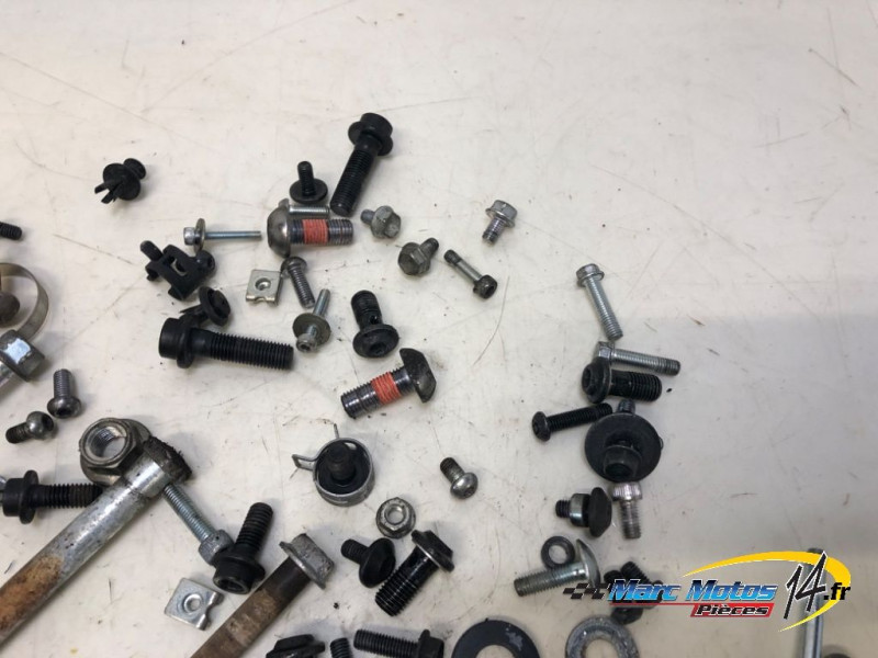 VISSERIE YAMAHA MT07 2018