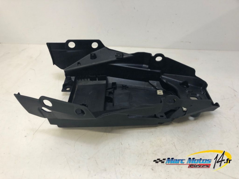 PASSAGE DE ROUE KTM 125 DUKE ABS 2018