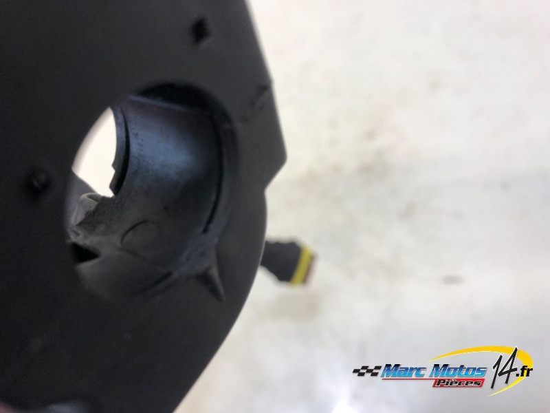 COMMODO DROIT DUCATI 750 MONSTER 1999