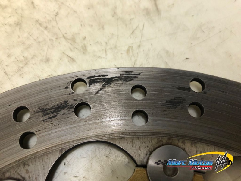 DISQUE AVANT DROIT DUCATI 750 MONSTER 1999