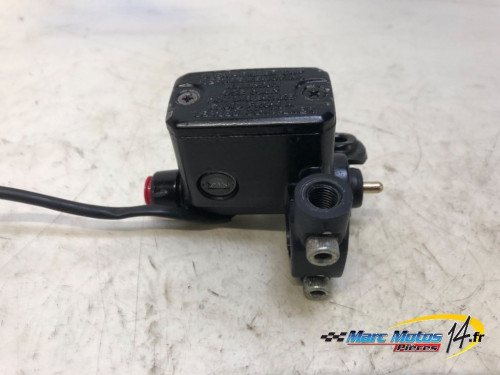 MAITRE CYLINDRE DE FREIN AVANT DUCATI 750 MONSTER 1999