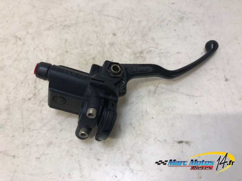MAITRE CYLINDRE D'EMBRAYAGE DUCATI 750 MONSTER 1999