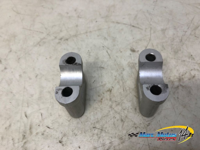 PONTET DE GUIDON DUCATI 750 MONSTER 1999