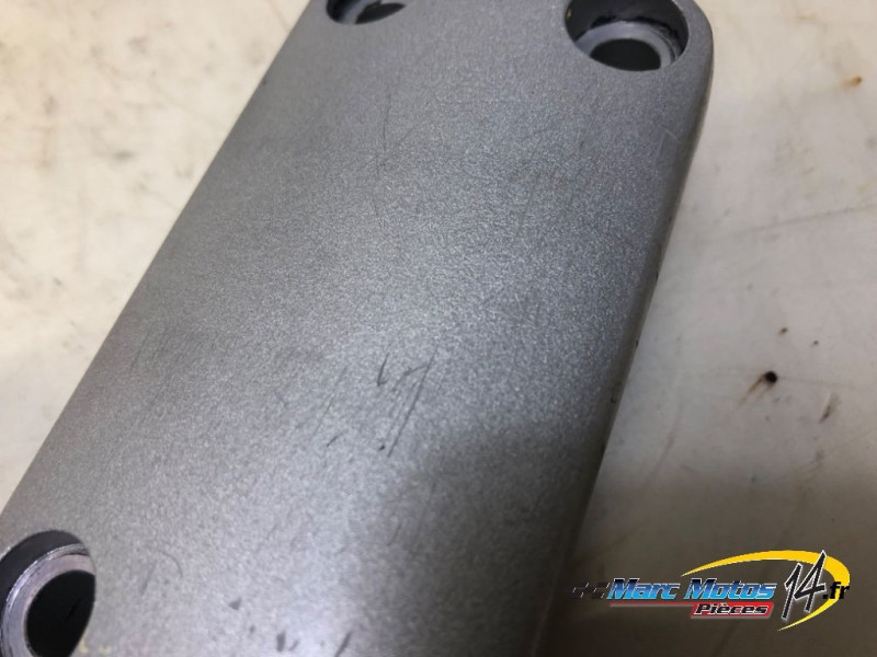 PONTET DE GUIDON DUCATI 750 MONSTER 1999