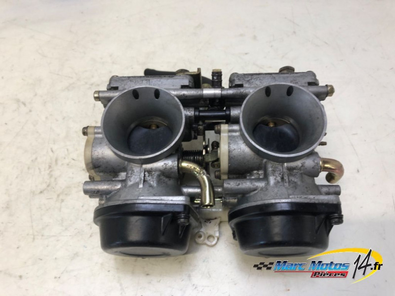 RAMPE DE CARBURATEURS DUCATI 750 MONSTER 1999