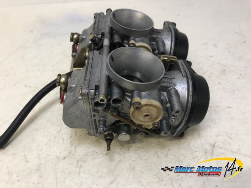 RAMPE DE CARBURATEURS DUCATI 750 MONSTER 1999