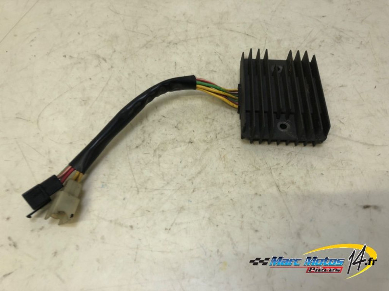 REGULATEUR DUCATI 750 MONSTER 1999