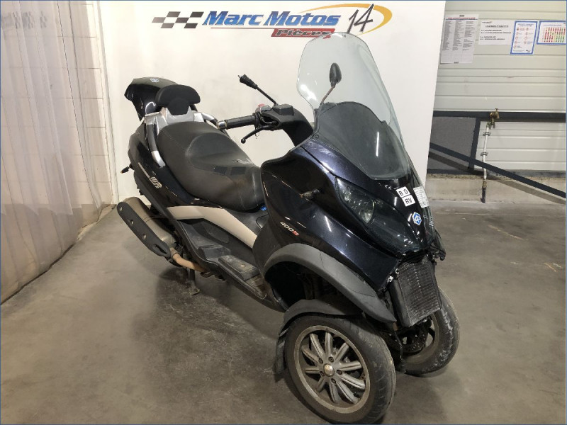 PIAGGIO 400 MP3 LT