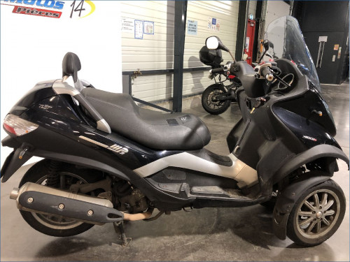 PIAGGIO 400 MP3 LT