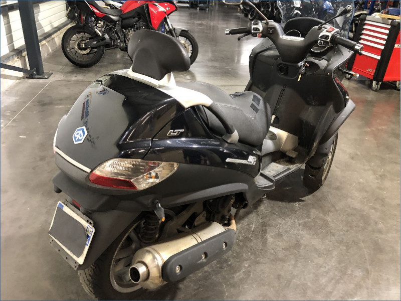 PIAGGIO 400 MP3 LT