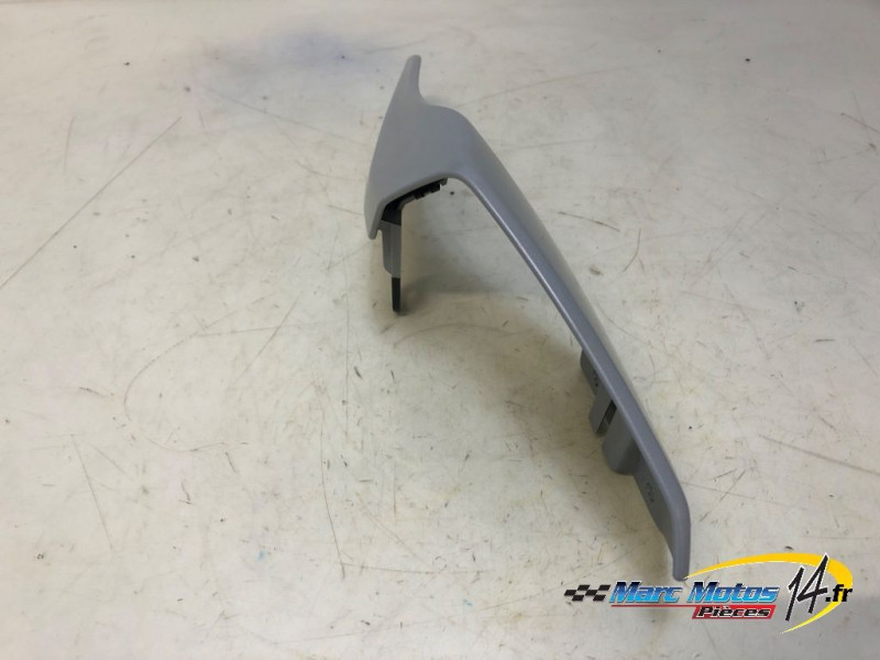 CACHE LATERAL GAUCHE YAMAHA MT07 ABS A2 2020