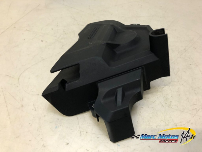 CARTER DE PIGNON DE SORTIE DE BOITE SUZUKI 800 GSX-8S A2 2023